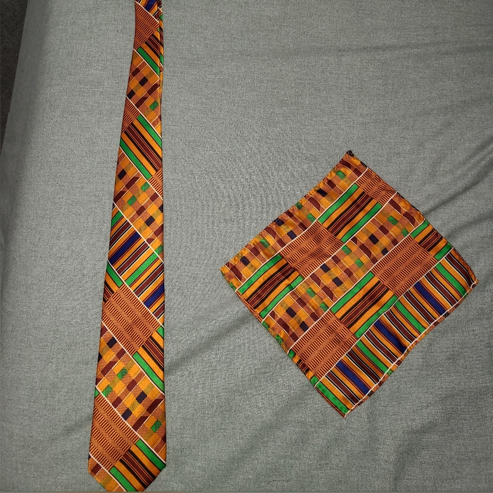African Pattern Tie & Hankerchief